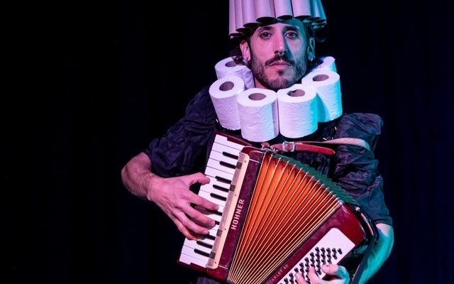 Música, clown y cabaret – Proyecto LupA